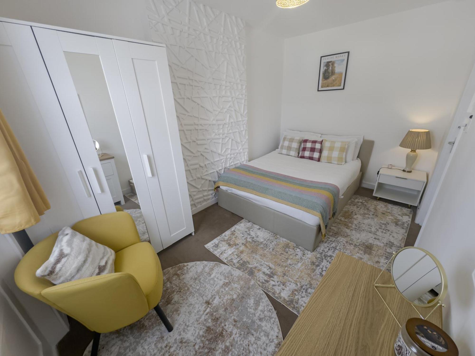 Stylish Hyde Park 3 Bedroom * London