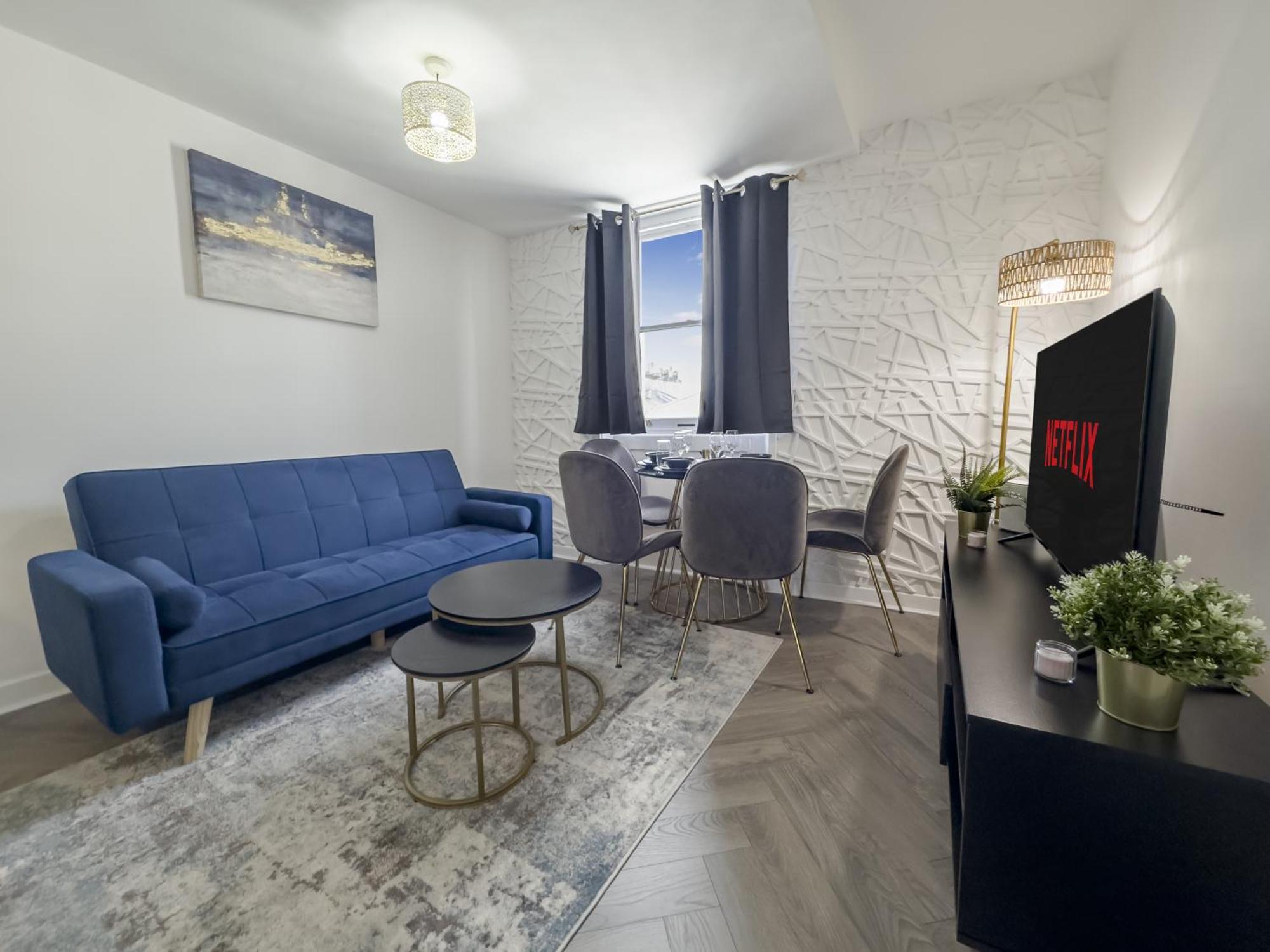 Apartment Stylish Hyde Park 3 Bedroom London